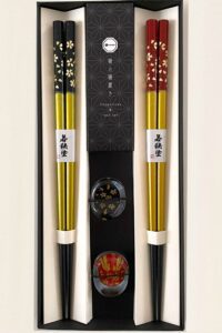 Traditional Japanese Craft Chopsticks Made of natural wood Urushi lacquerware